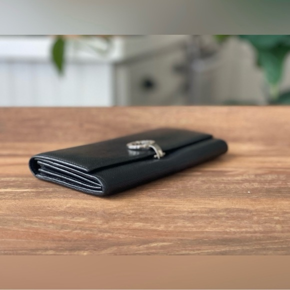 Authentic BVLGARI Leather Bifold WOC, COA - Picture 3 of 13